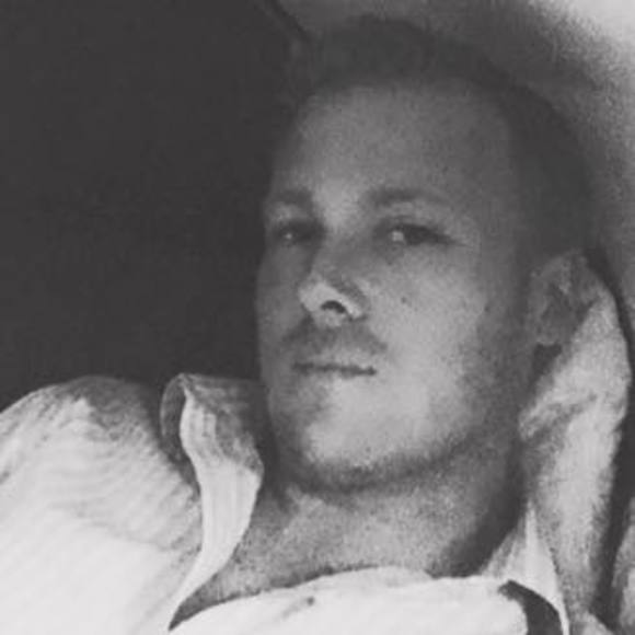 Meet your Posher, Alex - Picture 1 of 1